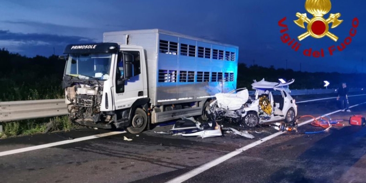 incidente catania ragusa