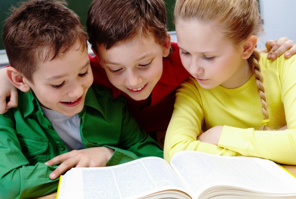 Catania aderisce a “Io leggo perché”: ultimi giorni per donare libri alle scuole