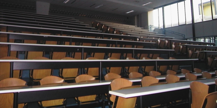 aula vuota1