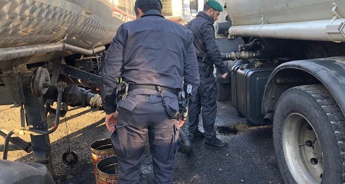 gdf catania sequestra 3000 litri gasolio quattro arresti e una denuncia