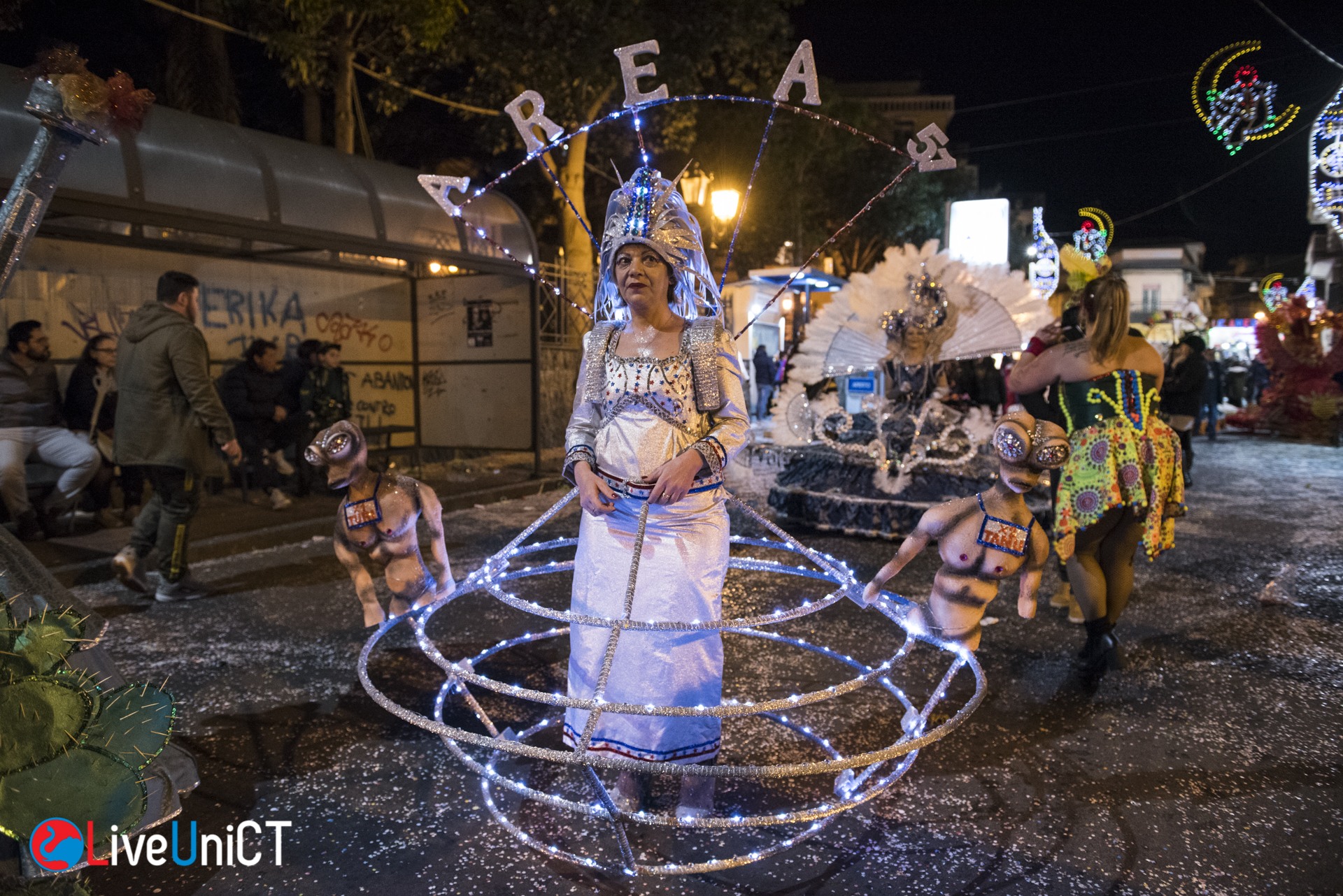 Secondo modello in stile abito di palloncini Carnevale Misterbianco 2015