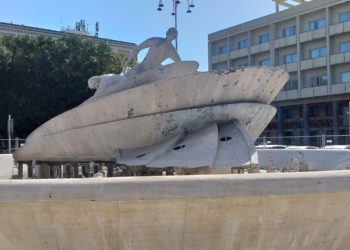 Fontana de "I Malavoglia" di piazza Verga