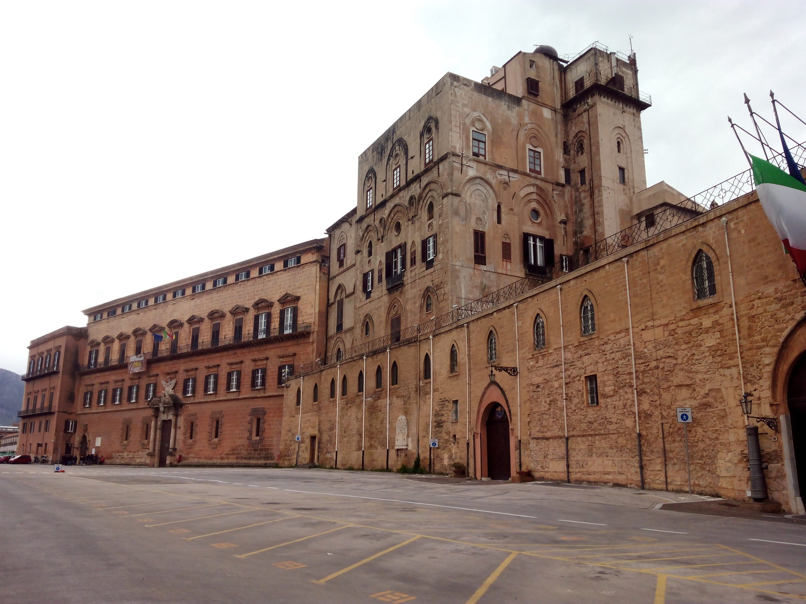 regione sicilia defr palazzo dei normanni parlamento chiuso