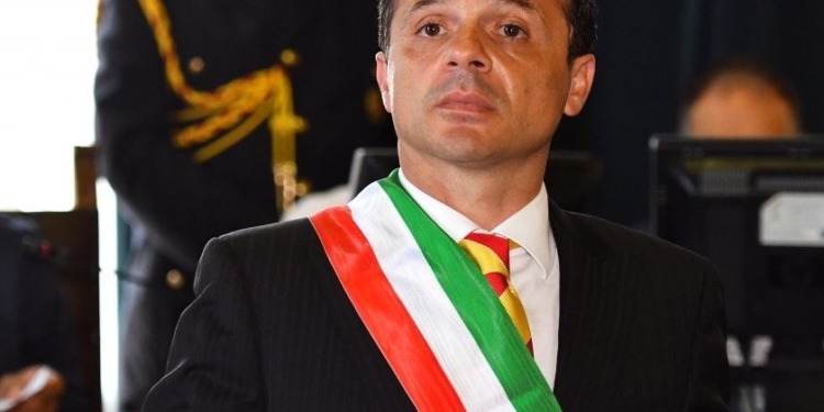 de luca sindaco