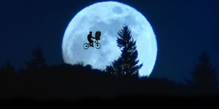 et moon