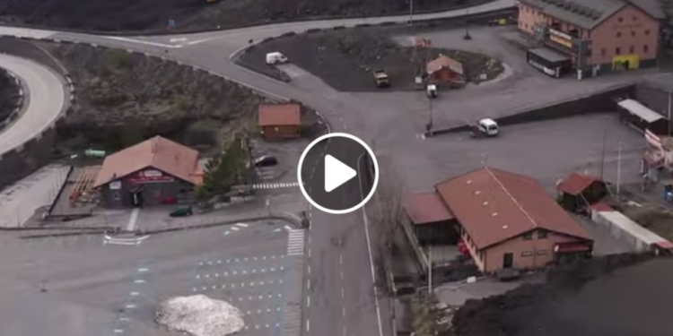 etna rifugio sapienza vuoto