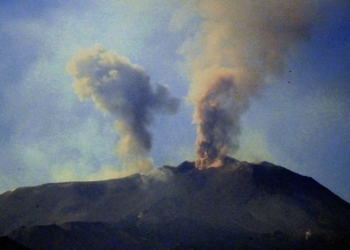 Etna-cenere