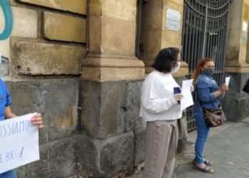 Protesta Catania buoni spesa