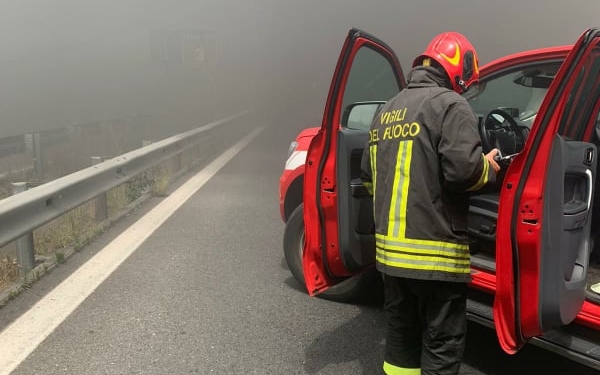 tangenziale catania fiamme1