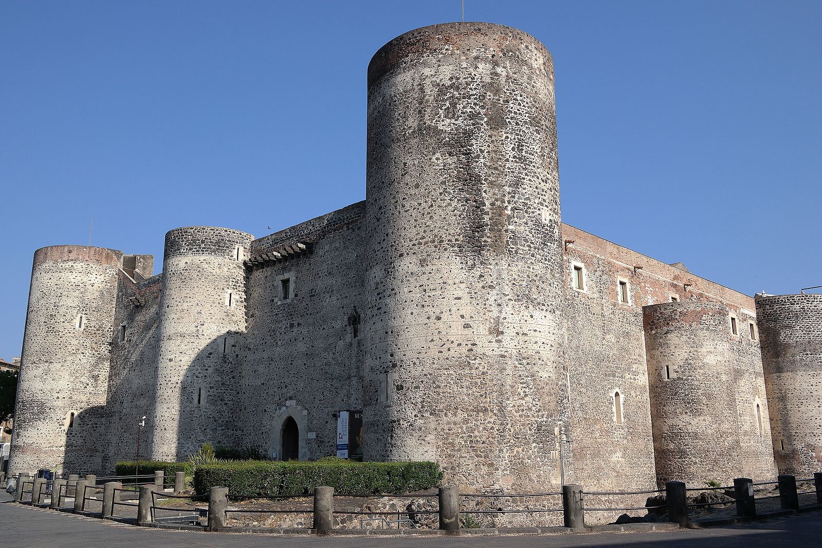 Musei Catania, sì a biglietto unico per Castello Ursino e Galleria d’arte moderna