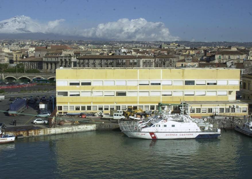 Lavori al porto di Catania