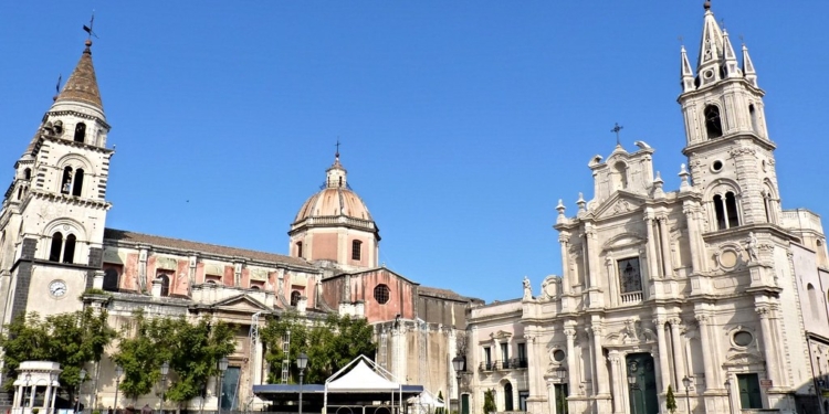 piazza duomo acireale