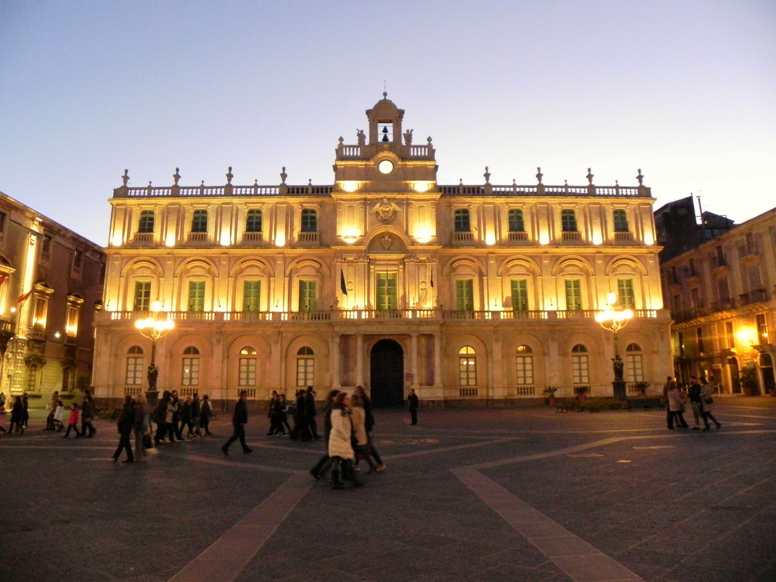 piazza università