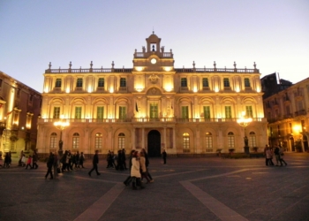 piazza università