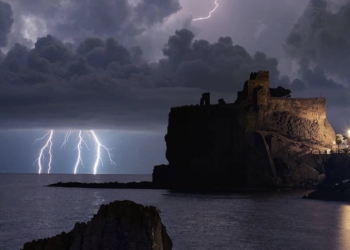 Tempesta di fulmini a Catania