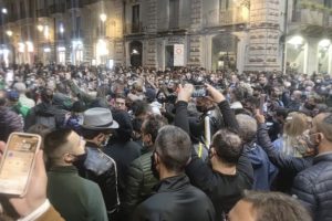 Protesta dpcm covid a Catania