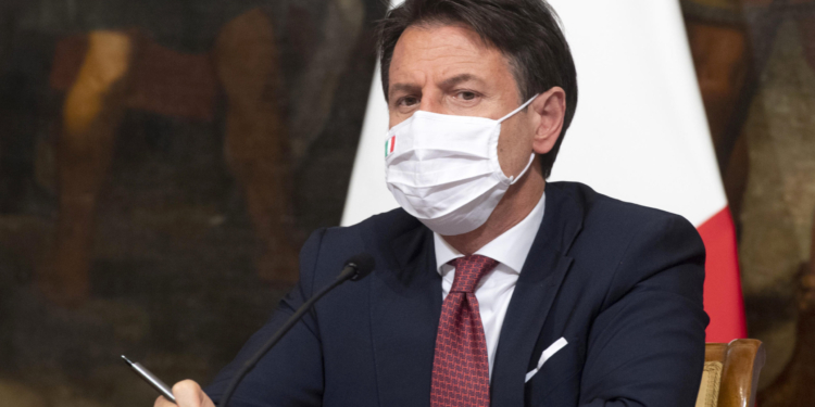 giuseppe conte mascherina