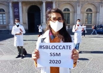 Proteste per sbloccare le scuole di specializzazioni in Medicina