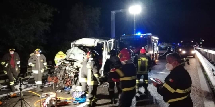 incidente mortale catania palermo a19