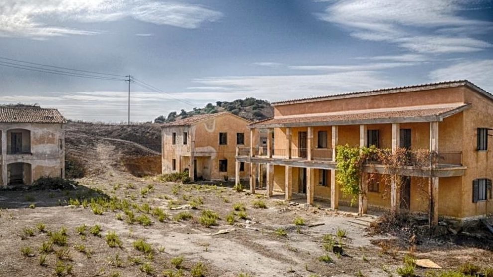 paesi abbandonati sicilia
