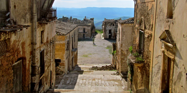 poggioreale paesi abbandonati sicilia