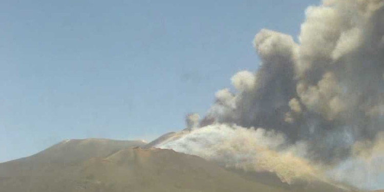 eruzione etna