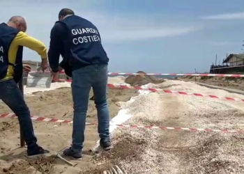 Sequestro sulla playa di Catania