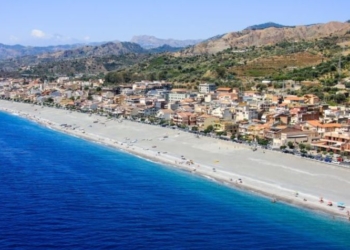 Spiaggia di Roccalumera