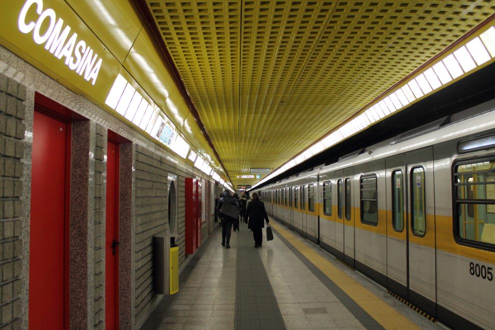 Trasporti Milano: fermata della metro di Comasina