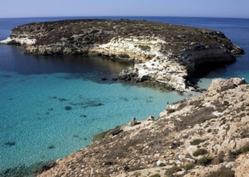 spiaggia-dei-conigli