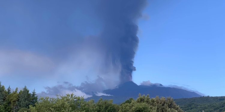 eruzione etna