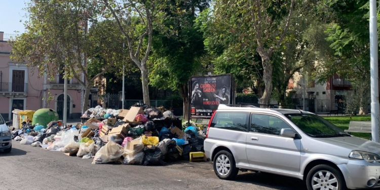 emergenza rifiuti catania