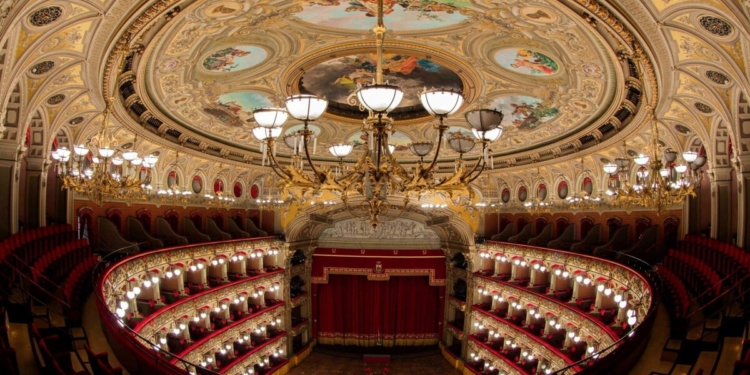 teatro bellini