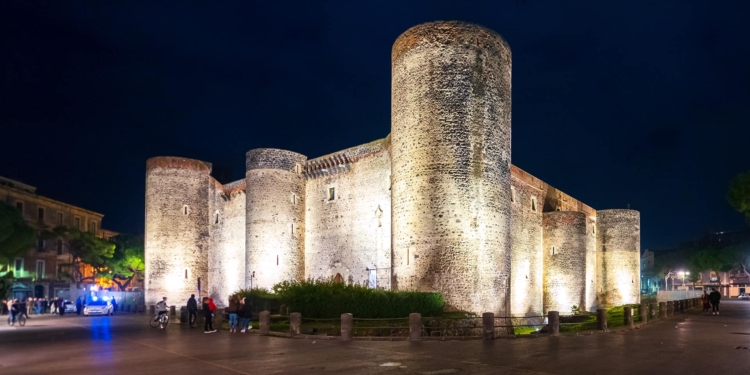 catania illuminazione monumenti