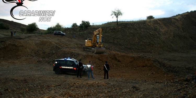 cava abusiva palagonia