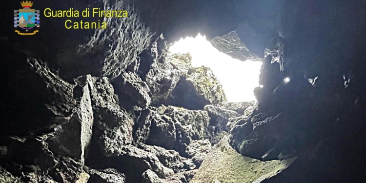 guardia finanza etna