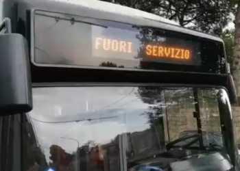 autobus fuori servizio