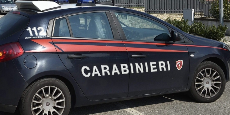 auto carabinieri