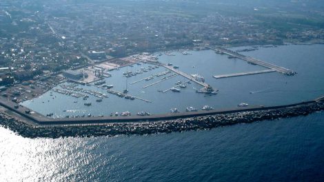 Porto di Riposto in provincia di Catania