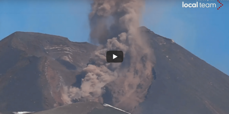 crollo etna cratere sud est