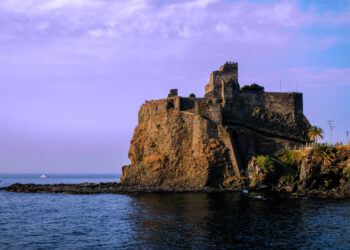 Castello di Aci Castello