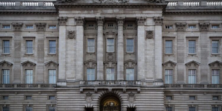 lavoro buckingham palace