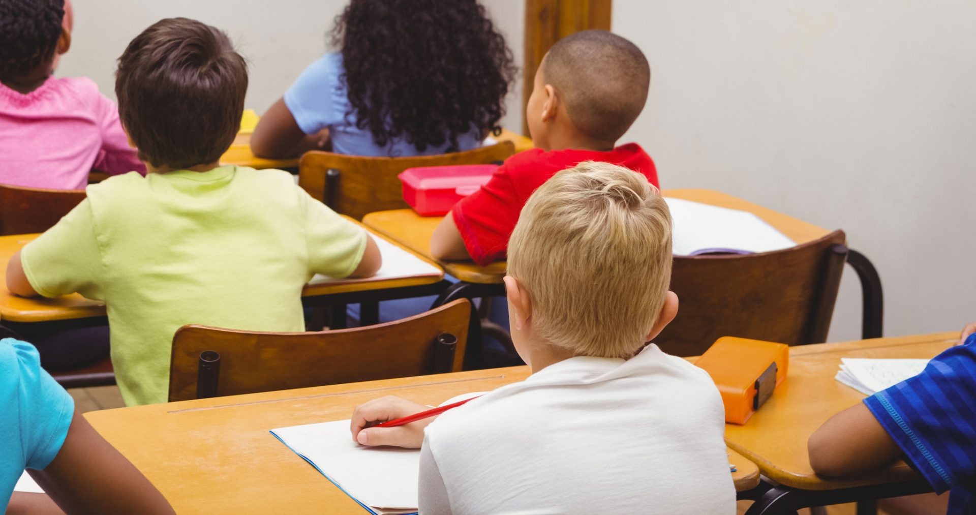 Scuola, dalla Dad alle mascherine: ecco cosa cambia dal 1° aprile