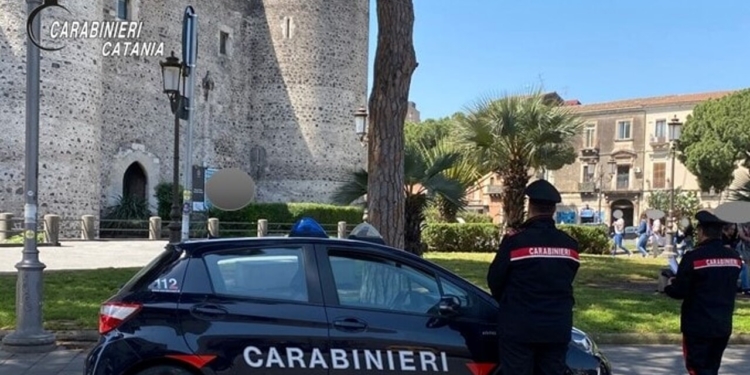 carabinieri castello ursino