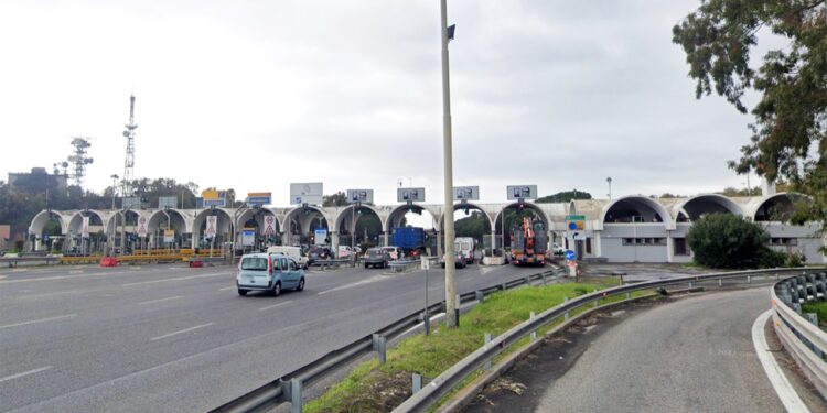 autostrada casello a18