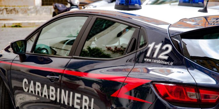 catania pusher nasconde droga negli slip carabinieri