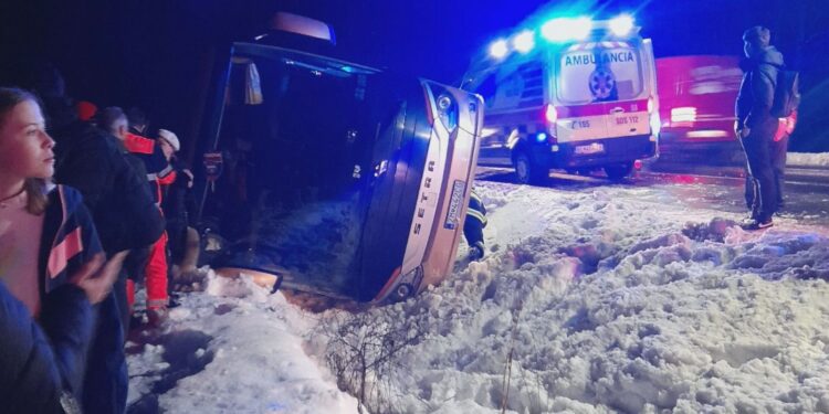 bus slovacchia incidente studenti siciliani