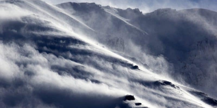 maltempo forte vento etna