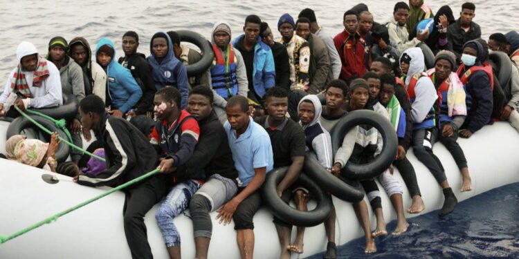 sbarco migranti lampedusa 9 marzo