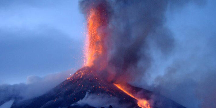 etna in eruzione